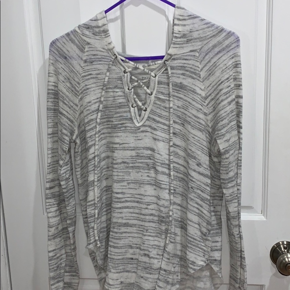 American Eagle shirt